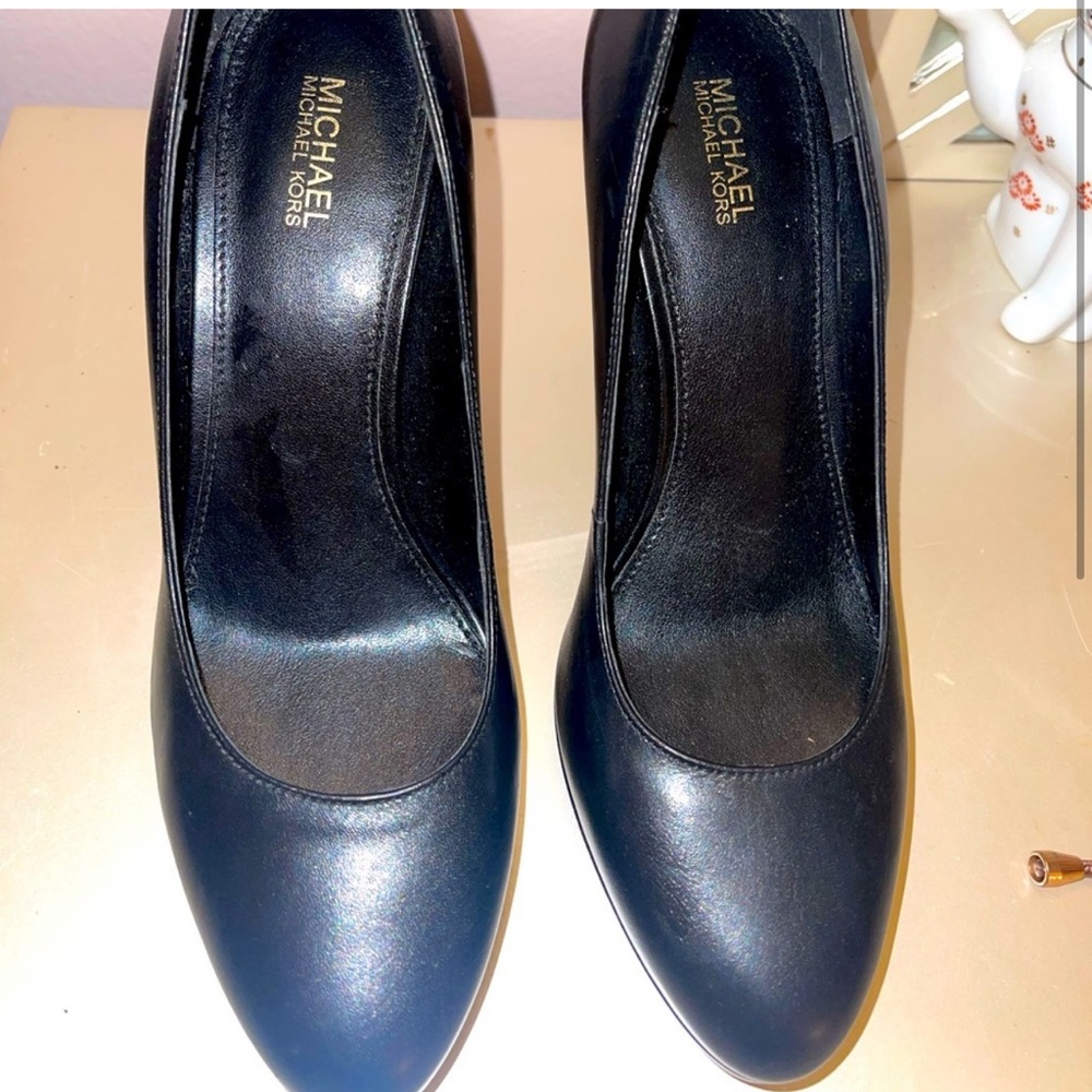 Michael Kors pumps size 7.5
